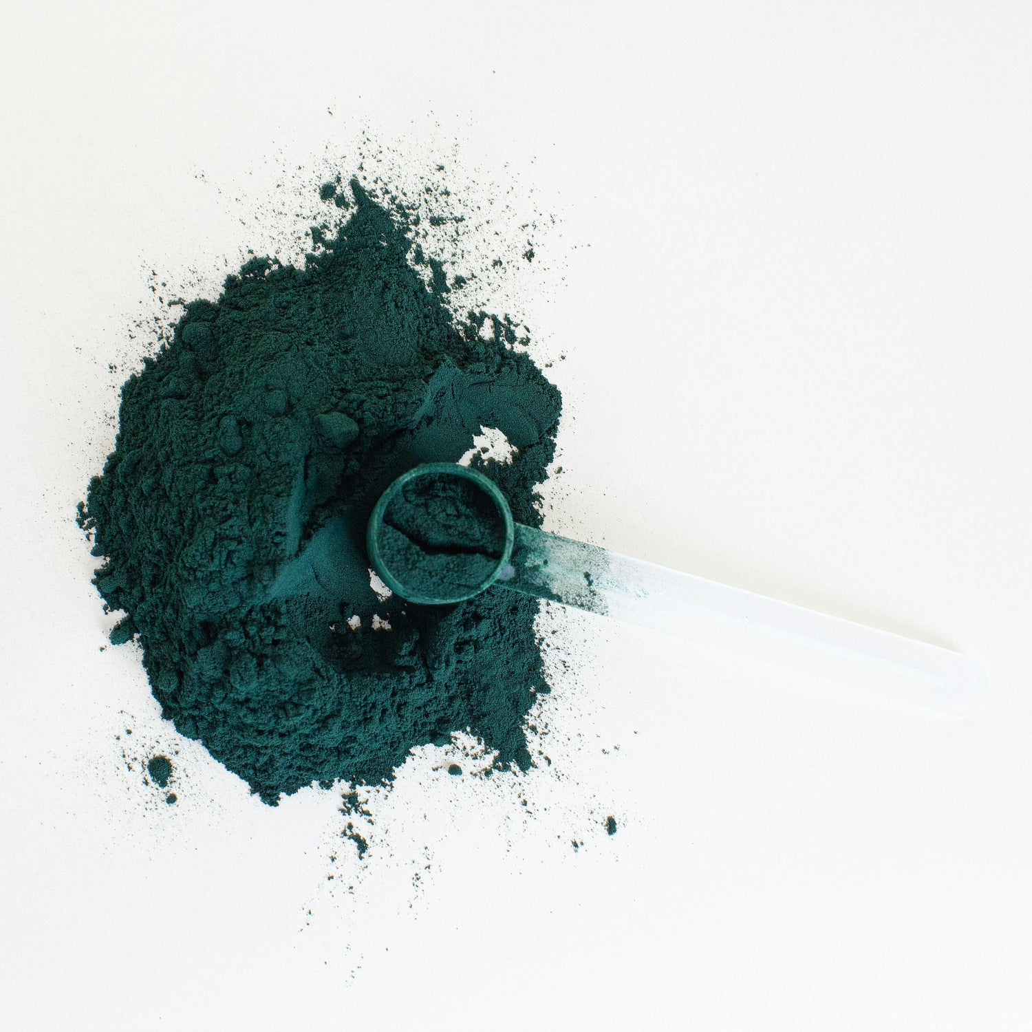 Espirulina: el superalimento que potencia tu salud